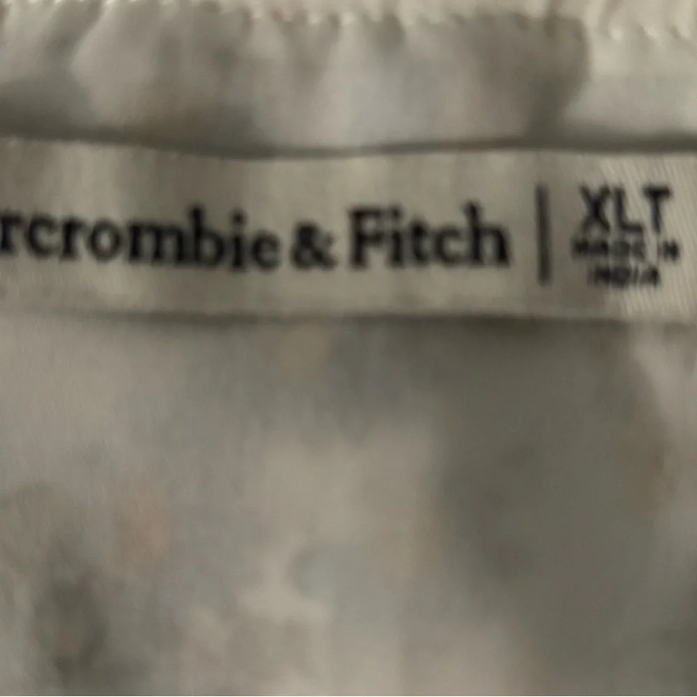 Abercrombie and Fitch cinched neck slip midi dress in a floral pattern XLT - Picture 3 of 3